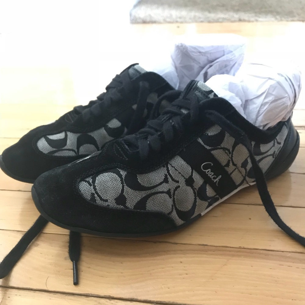 ✨SOLD✨Coach | Baylee Sneaker